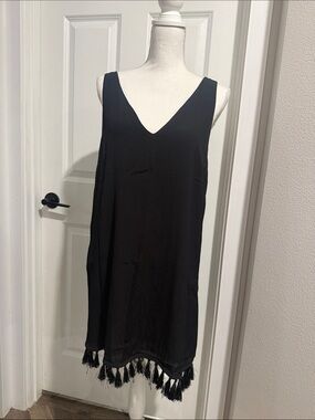 Lulu's Black V-Neck Tassel Hem Dress